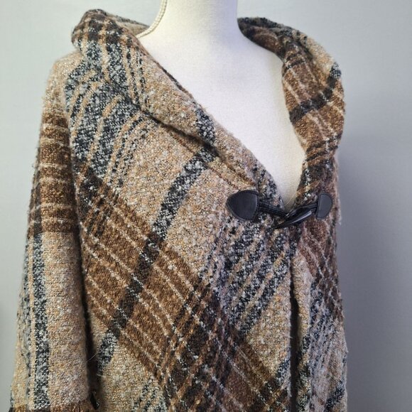 Modena Shawl Wrap Plaid Brown Toggle Fringe 36 Inches Across Fall Winter Soft - Picture 6 of 8
